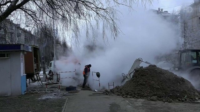 В Череповце из-за аварии на теплотрассе тысячи жителей остались без тепла. Новости. Первый канал