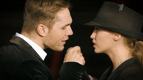 Влад Соколовский и Аглая Шиловская — «Музыкальный конфликт» Театр Эстрады. Фрагмент выпуска от 31.01.2015