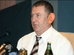 Поздравление Владимира Жириновского. Вечерний Ургант. Фрагмент выпуска от 25.04.2012