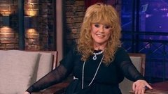 Певица Алла Пугачева. Вечерний Ургант. Фрагмент выпуска от 16.04.2013