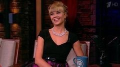 «Ночь музеев». Острый репортаж с Аллой Михеевой. Вечерний Ургант. Фрагмент выпуска от 23.05.2014