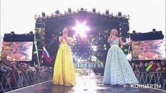 Валентина Бирюкова и Елена Максимова — «Гляжу в озера синие». «День семьи, любви и верности». Праздничный концерт. Фрагмент выпуска от 08.07.2017