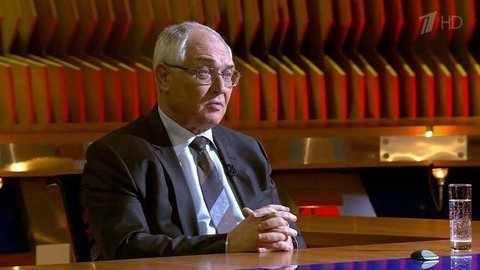 Гость Лев Гудков. Познер. Выпуск от 14.12.2015