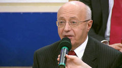 Сергей Кургинян: Путин сознательно поворачивает руль в сторону внутренней политики. Время покажет. Фрагмент выпуска от 14.04.2016