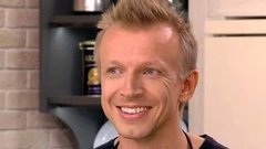 Гость Антон Комолов. Смак. Выпуск от 21.09.2013