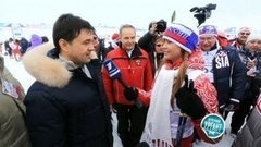 Лыжня России. Острый репортаж с Аллой Михеевой. Вечерний Ургант. Фрагмент выпуска от 14.02.2013