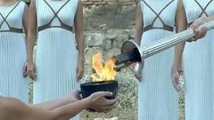 Олимпийская эстафета началась. В Греции прошла традиционная церемония зажжения олимпийского факела