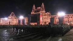 В Москве состоялась заключительная ночная репетиция праздничного парада в честь Дня Победы