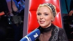 «Остаeтся только покормить участников», — Пелагея перед прямым эфиром. Голос-1