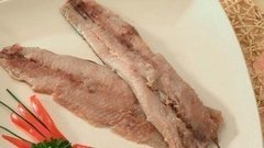 Как разделать селедку. Доброе утро. Фрагмент выпуска от 23.11.2015