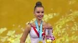 Россиянка Дина Аверина на чемпионате мире по художественной гимнастике завоевала сразу два золота