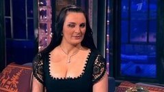 Певица Елена Ваенга. Вечерний Ургант. Фрагмент выпуска от 14.12.2012