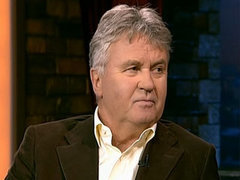 Футбольный тренер Гус Хиддинк. Вечерний Ургант. Фрагмент выпуска от 19.04.2012