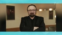 Михаил: старший вице-президент компании, обожает музыку, играет на гитаре, эмигрант в первом поколении. Давай поженимся! Фрагмент выпуска от 04.04.2016