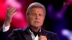 Лев Лещенко — «Мы — единое целое». Большой праздничный концерт к Дню ВДВ. Фрагмент выпуска от 02.08.2015