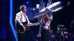 Анастасия Спиридонова и Леонид Агутин. «На сиреневой луне». Голос-1. Финал. Фрагмент выпуска от 29.12.2012