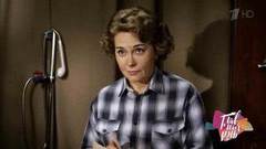 Арина Шарапова в роли Людмилы Ивановны из фильма «Афоня». Главная роль. Фрагмент выпуска от 10.02.2019