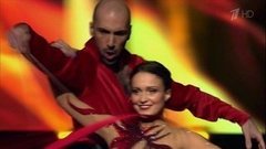 Евгений Папунаишвили и Лэйла Груздева — «Фламенко». Художественная гимнастика. Без страховки. Фрагмент выпуска от 07.02.2016