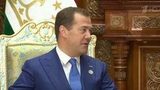 Дальнейшее развитие всесторонних отношений Москвы и Душанбе обсудил Дмитрий Медведев с президентом Таджикистана Эмомали Рахмоном