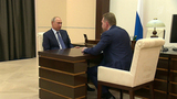 Владимир Путин провел рабочую встречу с председателем Внешэкономбанка Игорем Шуваловым