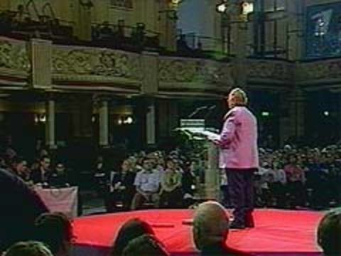 5 октября 2003. Конференция Лейбористской партии 1995. Съезд Лейбористской партии. Конференция в Борнмуте 2003. Конференция Лейбористской партии 2003 год Великобритания.