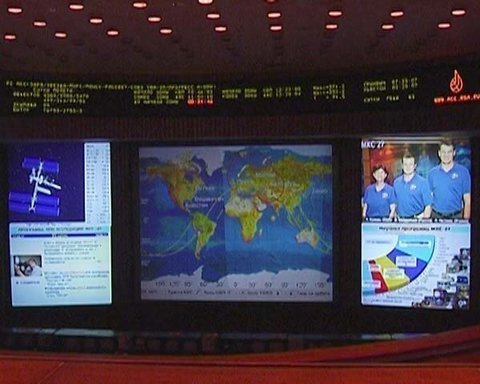 Первый в космосе. Космонавт Дмитрий Кондратьев с орбиты МКС ответил на вопросы телезрителей Первого канала