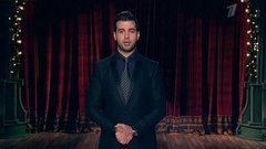 О визите Леди Гага, фильмах для призывников, лечении красной икрой и отказе от боевых роботов. Новости от Ивана. Вечерний Ургант. Фрагмент выпуска от 11.12.2012