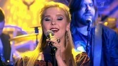 Пелагея — «У колодезя». Вечерний Ургант. Фрагмент выпуска от 13.11.2012