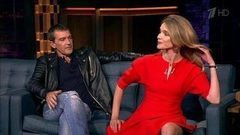 Актер Антонио Бандерас и модель Наталья Водянова. Вечерний Ургант. Фрагмент выпуска от 12.09.2016