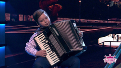Обаятельный аккордеонист Иван Гомольский. Лучше всех! Фрагмент выпуска от 16.12.2018
