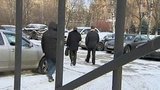 Экс-министр обороны Анатолий Сердюков ответил на вопросы военных следователей