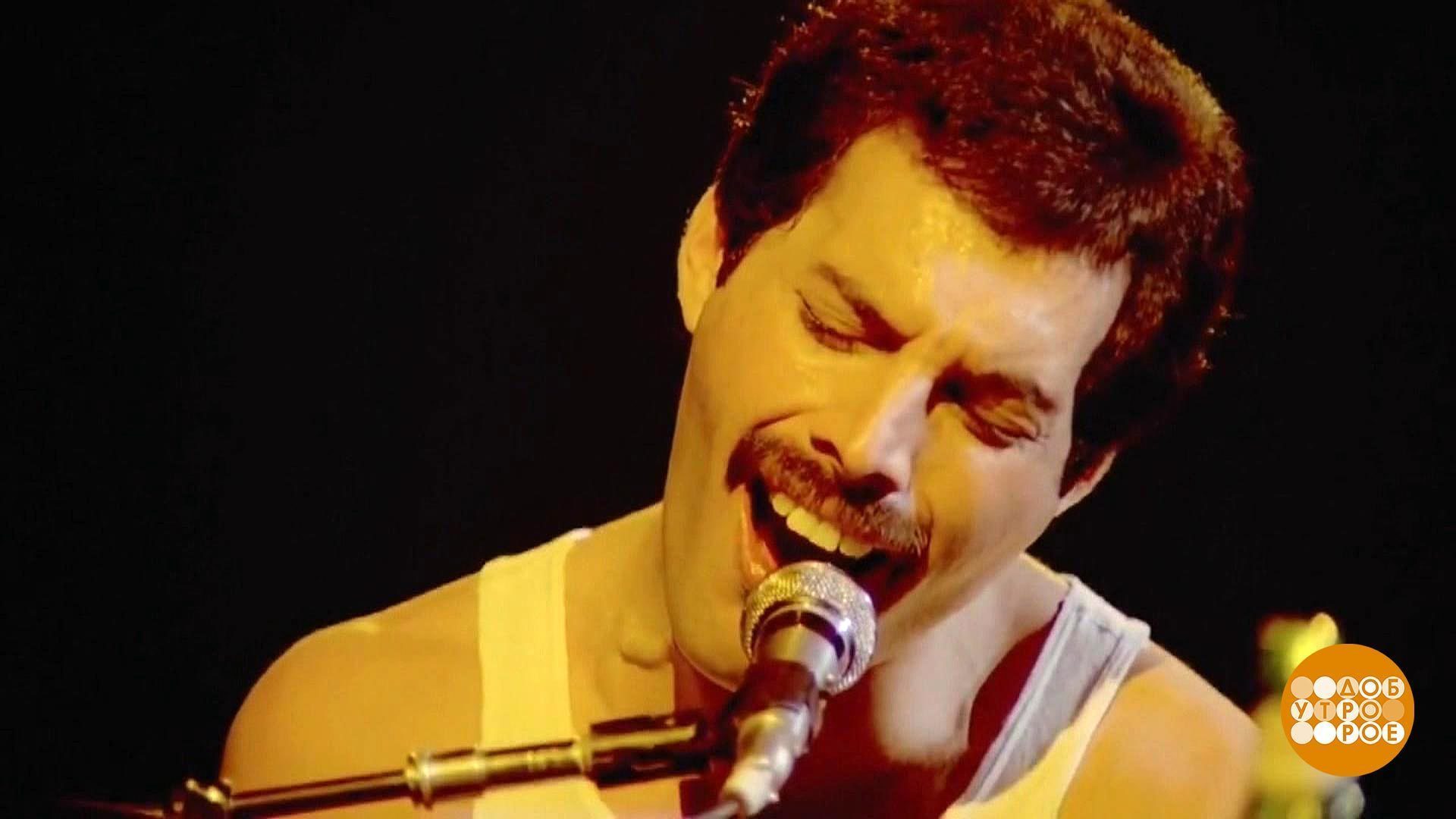 Freddie Mercury зубы