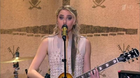 Kadebostany — «Castle in the Snow». Вечерний Ургант. Фрагмент выпуска от 27.04.2016