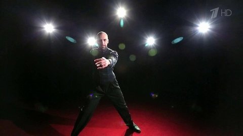 Евгений Папунаишвили. Художественная гимнастика. Профайл. Без страховки. Фрагмент выпуска от 28.05.2016