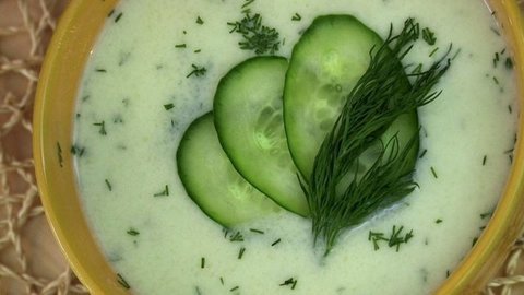 Холодный суп из огурцов. Доброе утро. Фрагмент выпуска от 20.06.2016