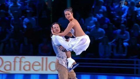 Нюша и Максим Шабалин. «О как же я люблю вас». Фрагмент выпуска от 29.12.2013