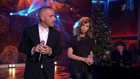 Эрос Рамазотти — «Piu Che Puoi». Вечерний Ургант. Фрагмент выпуска от 11.12.2015