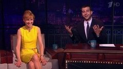 Ингеборга Дапкунайте и Моника Беллуччи. Вечерний Ургант. 288 выпуск от 14.03.2014