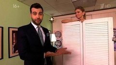 Вера Брежнева готовится к выходу в прохладную студию. Пролог. Вечерний Ургант. Фрагмент выпуска от 21.04.2015