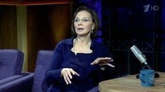 Актриса Ирина Купченко. Вечерний Ургант. Фрагмент выпуска от 16.11.2015