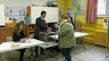Во Франции при повышенных мерах безопасности открылись избирательные участки