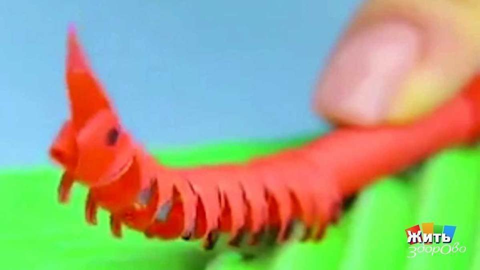 Мягкая развивающая игрушка Гусеница своими руками.