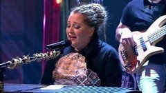 Нино Катамадзе и Insight — «Yellow Dogs». Вечерний Ургант. Фрагмент выпуска от 24.03.2016