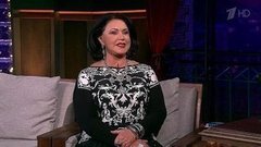 Певица, художественный руководитель театра «Русская песня» Надежда Бабкина. Вечерний Ургант. Фрагмент выпуска от 27.10.2014