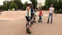 Как научиться прыгать на роликах. Доброе утро. Фрагмент выпуска от 03.08.2015