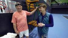 Герои спорта с Алексеем Ягудиным. На корте с Владимиром Познером. Живая жизнь. Фрагмент выпуска от 18.05.2019