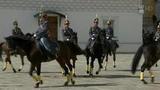 Первый в году развод пеших и конных караулов Президентского полка состоялся на Соборной площади