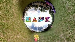 Ирина Муромцева красит платье воздушными шариками!