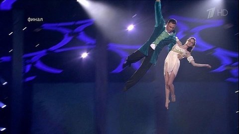 Алексей Воевода и Дарья Еремеева — «Художник». Воздушная гимнастика. Без страховки. Фрагмент выпуска от 28.05.2016