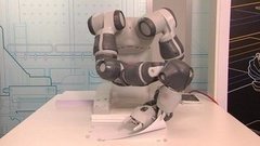 Самолетики робота Юми. Доброе утро. Фрагмент выпуска от 06.06.2016